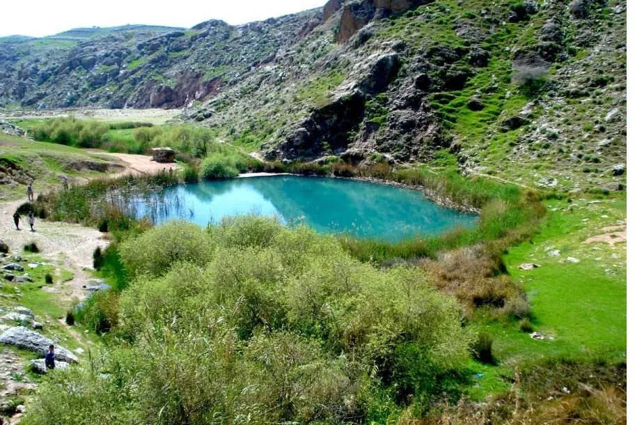 دریاچه دوقلوی«سیاه گاو»؛ شاخص ترین جاذبه گردشگری آبدانان